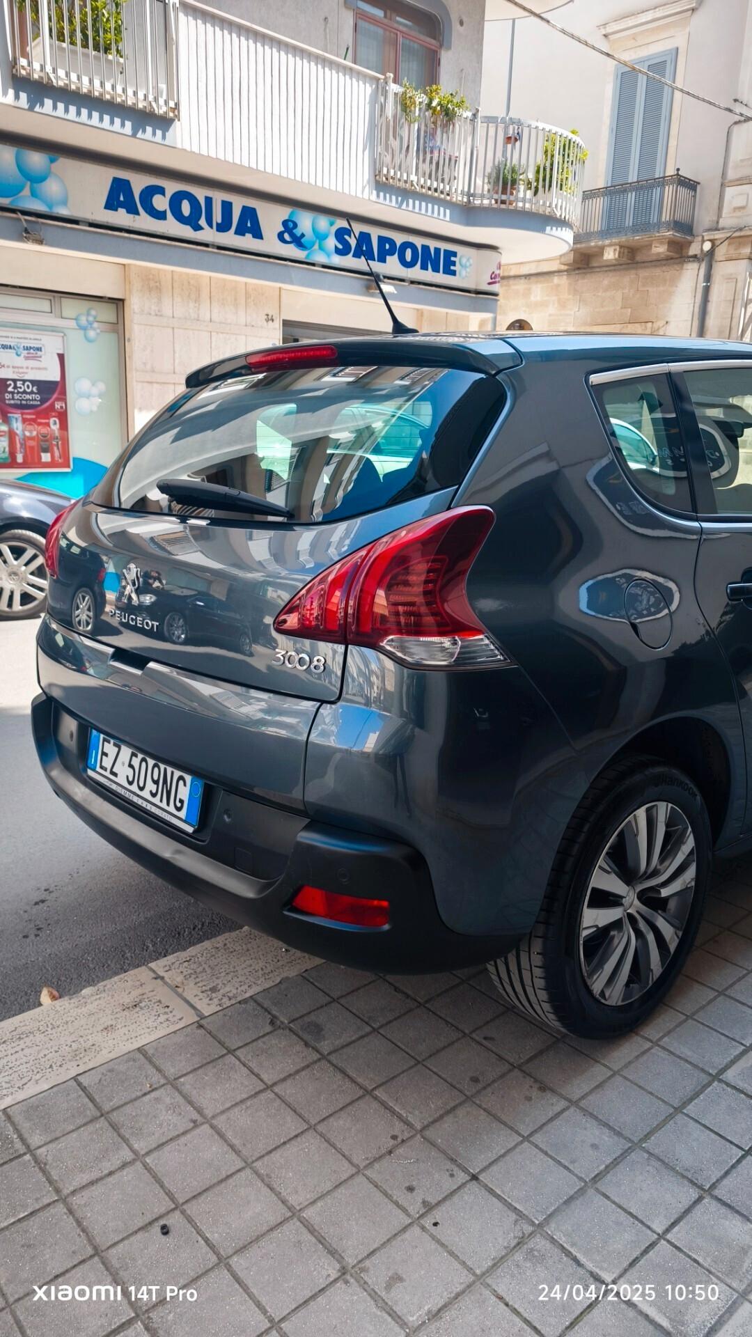 Peugeot 3008 1.6 HDi 115CV/Navi/Active 2015