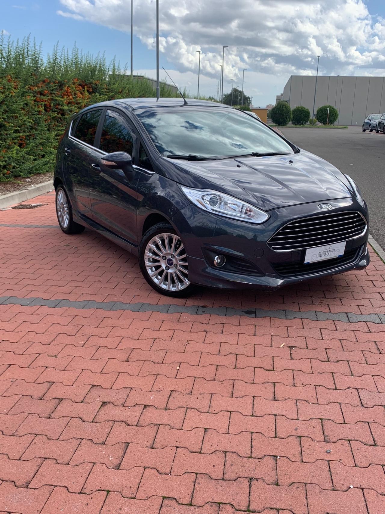 Ford Fiesta 1.4 5p. Bz.- GPL Titanium