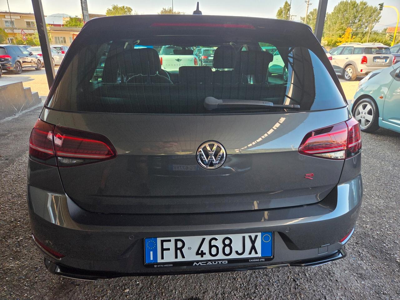 Volkswagen Golf 1.6 TDI 115 CV 5p. R LINE EDITION