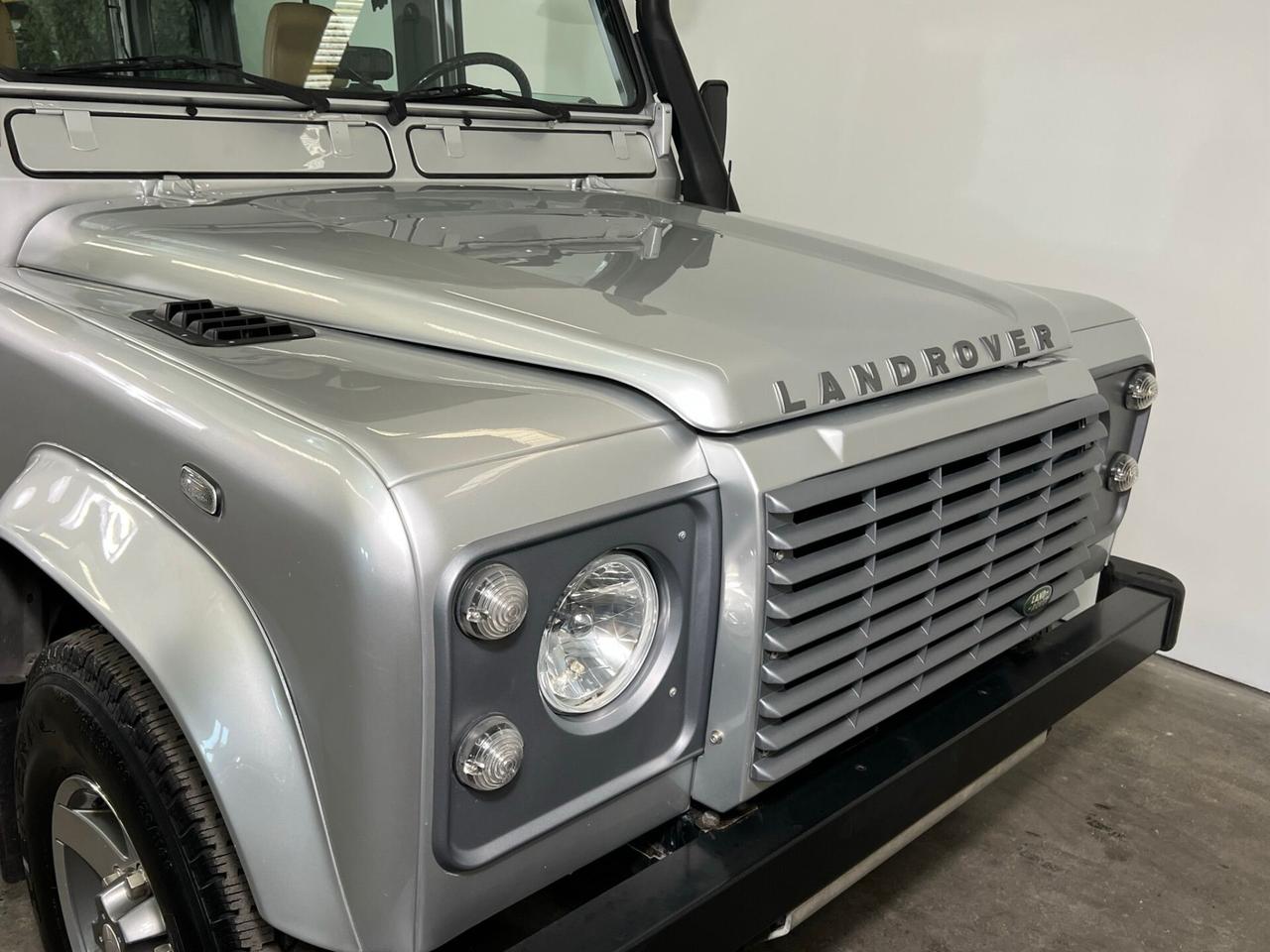 Land Rover Defender 90 diesel Hard-top