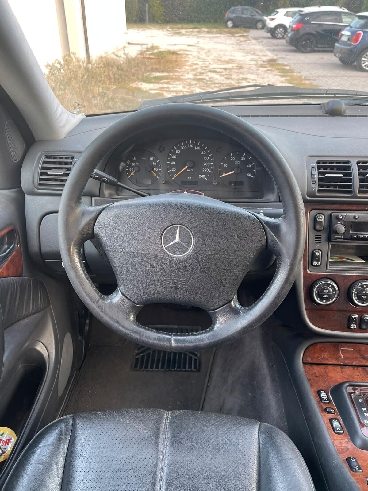 Mercedes-benz ML 270 turbodiesel cat CDI