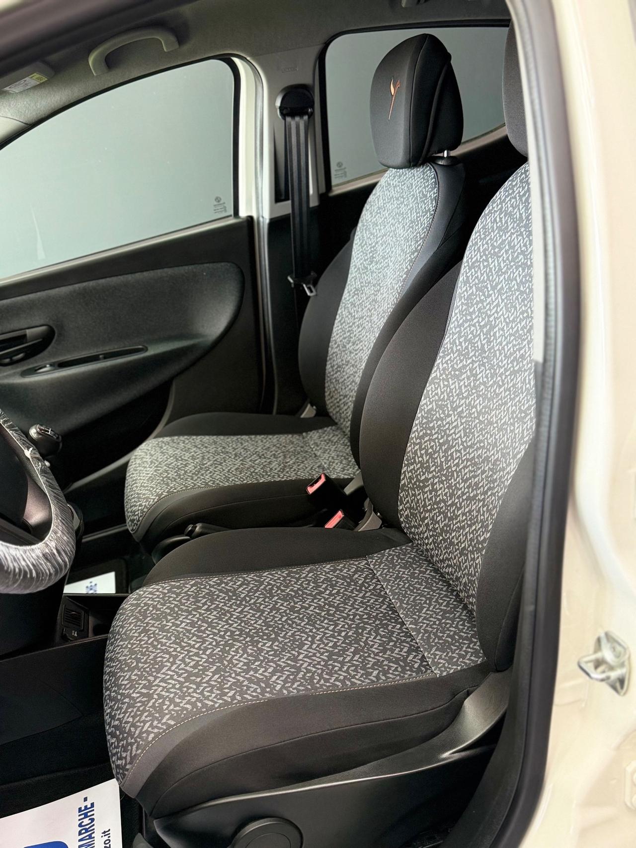 Lancia Ypsilon 1.2 Benz 69cv Platinum 11/2020 Nuova