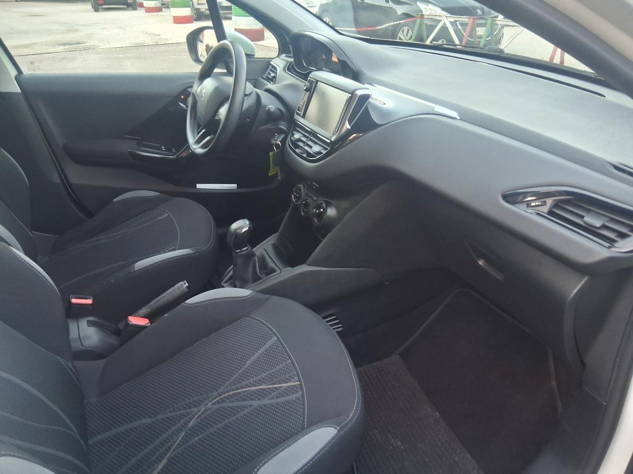 Peugeot 208 1.2 VTi 82 CV 5 porte Allure