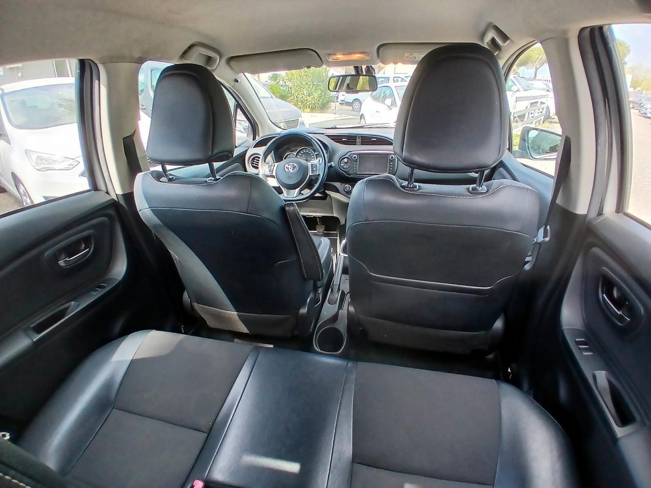 Toyota Yaris 1.4 D-4D 5 porte Lounge