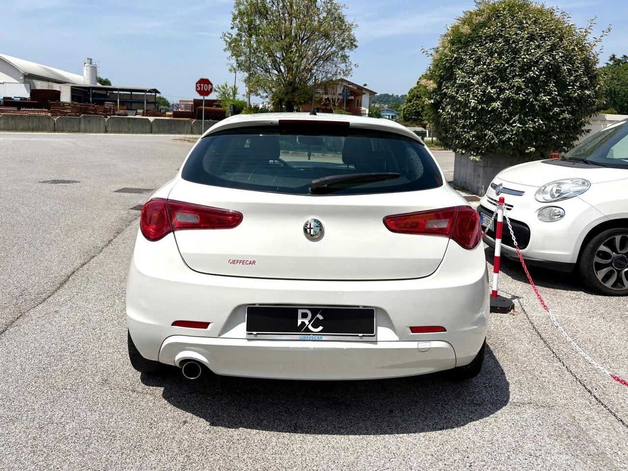 Alfa Romeo Giulietta 1.6 JTDm-2 105 CV Progression