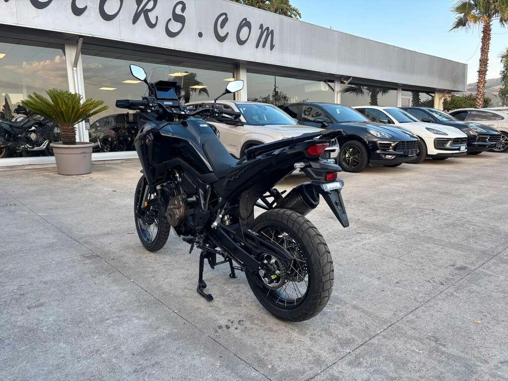 Honda CRF1100L Africa Twin DCT 2026 / KM 0 Tua a solo 179 Euro al mese