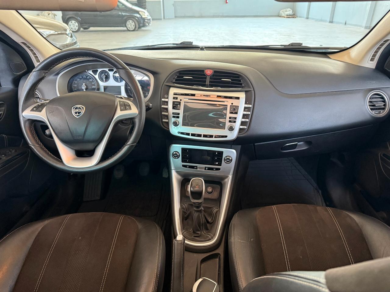 LANCIA DELTA EXECUTIVE FULL OPTIONAL