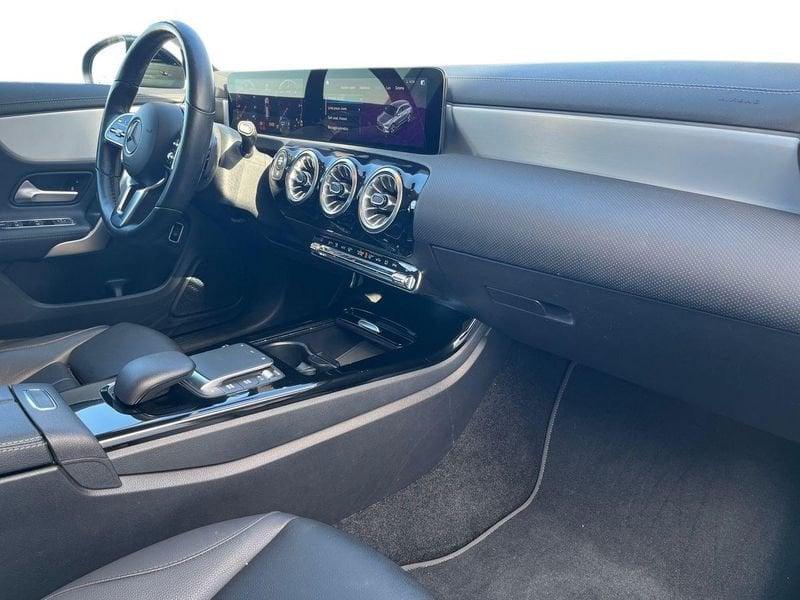 Mercedes-Benz CLA S.Brake CLA Sh.Brake - X118 180 d Sport auto