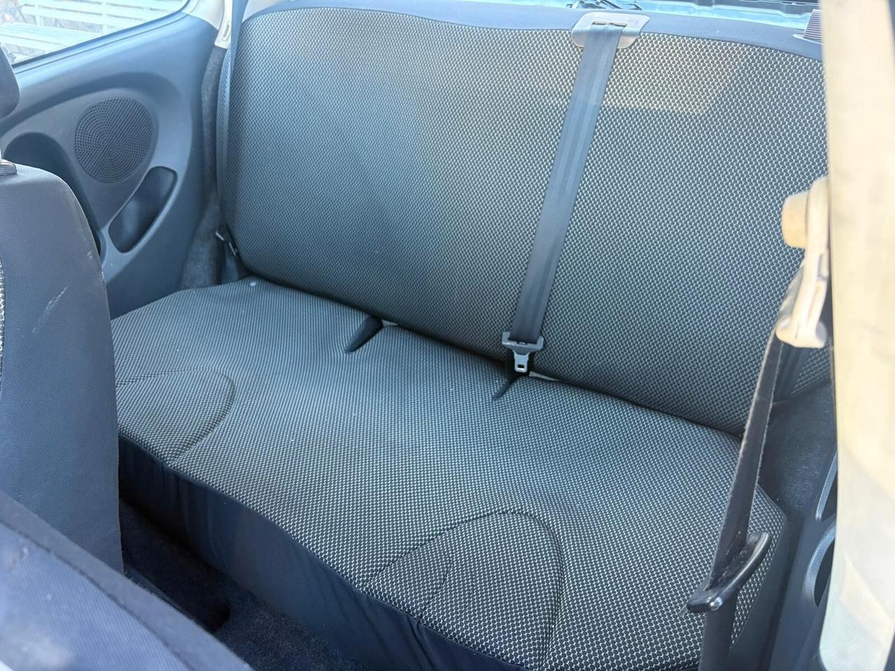 Nissan Micra 1.2 16V 65CV 3 porte Junior