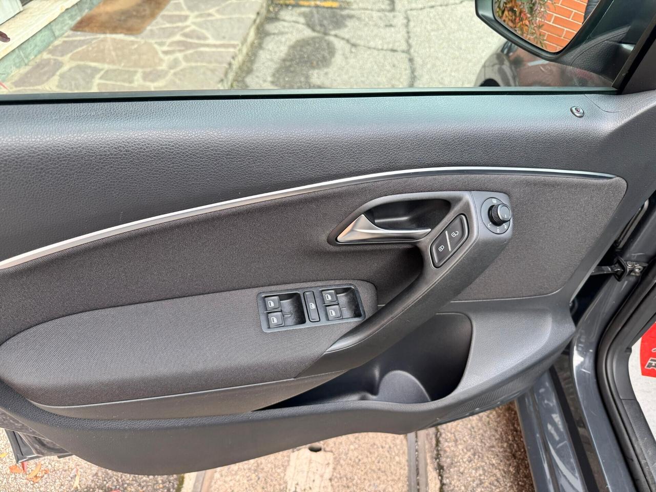 Volkswagen Polo 1.0 MPI 75CV Comfortline CAR PLAY+ANDROID AUTO