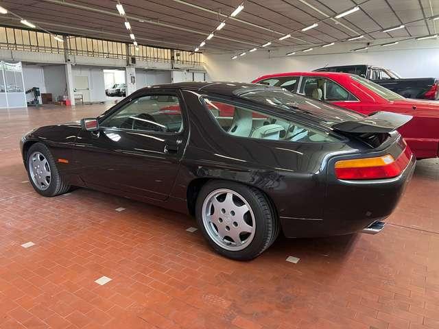 Porsche 928 5.0 S4 auto