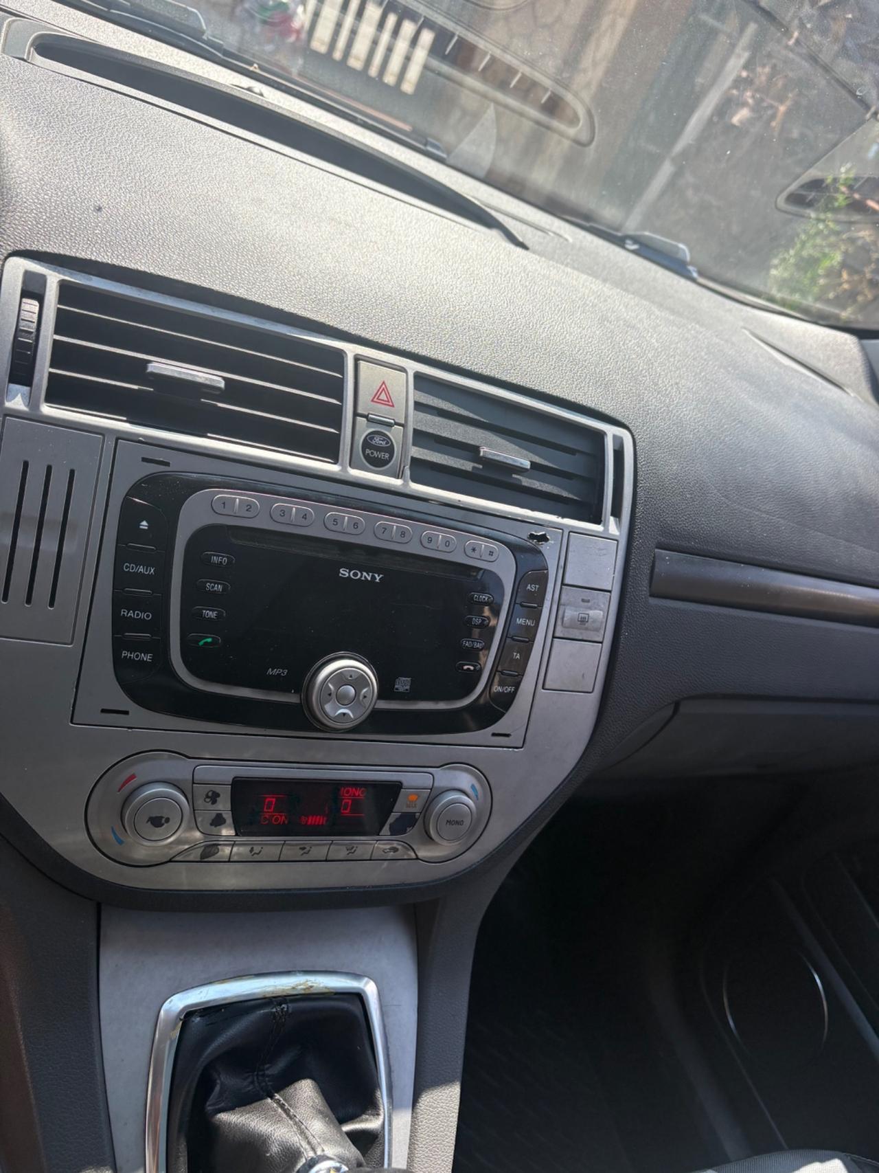 Ford Kuga Bella