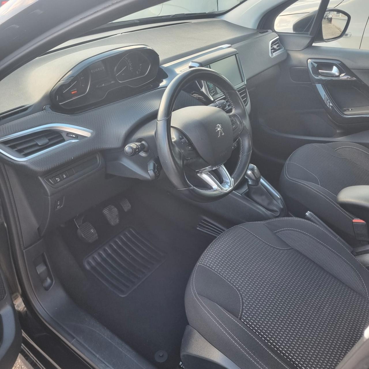 Peugeot 208 PureTech 82 5 porte Active