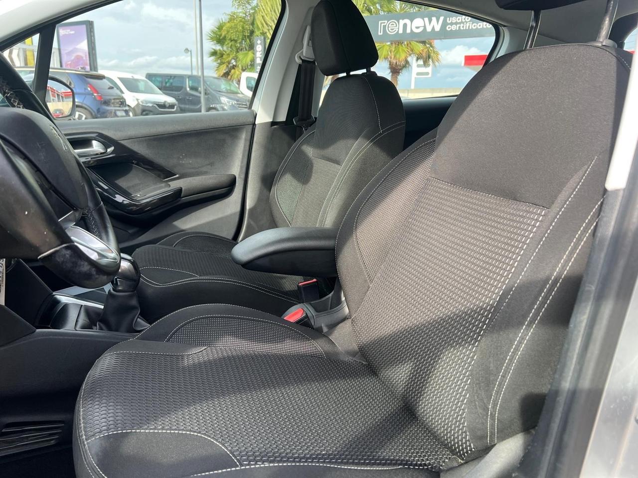Peugeot 208 BlueHDi 75 5 porte Allure