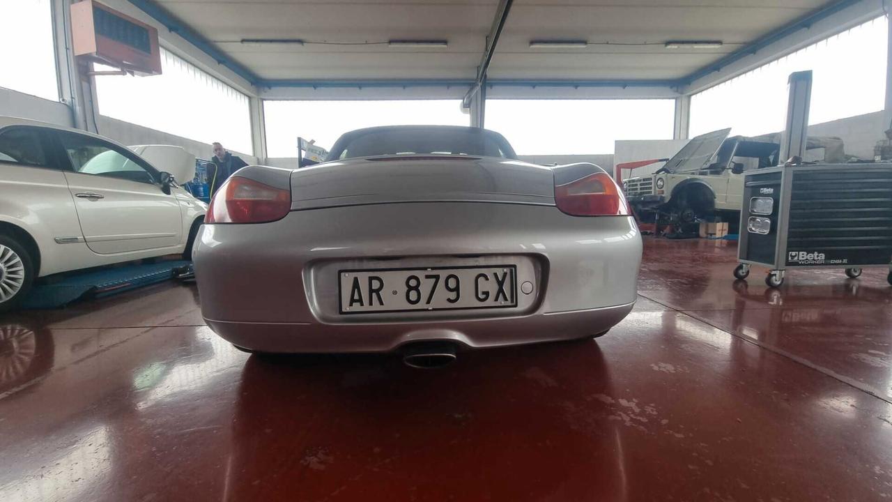 Porsche Boxster 2.5i 24V cat