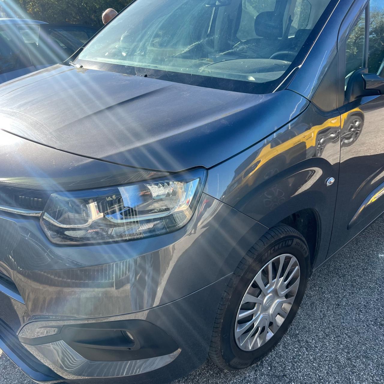 Toyota Proace City Verso 1.2 110 CV S&S Short D Lounge