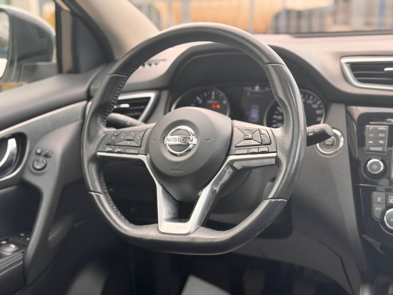 Nissan Qashqai 1.5 dCi N-Connecta