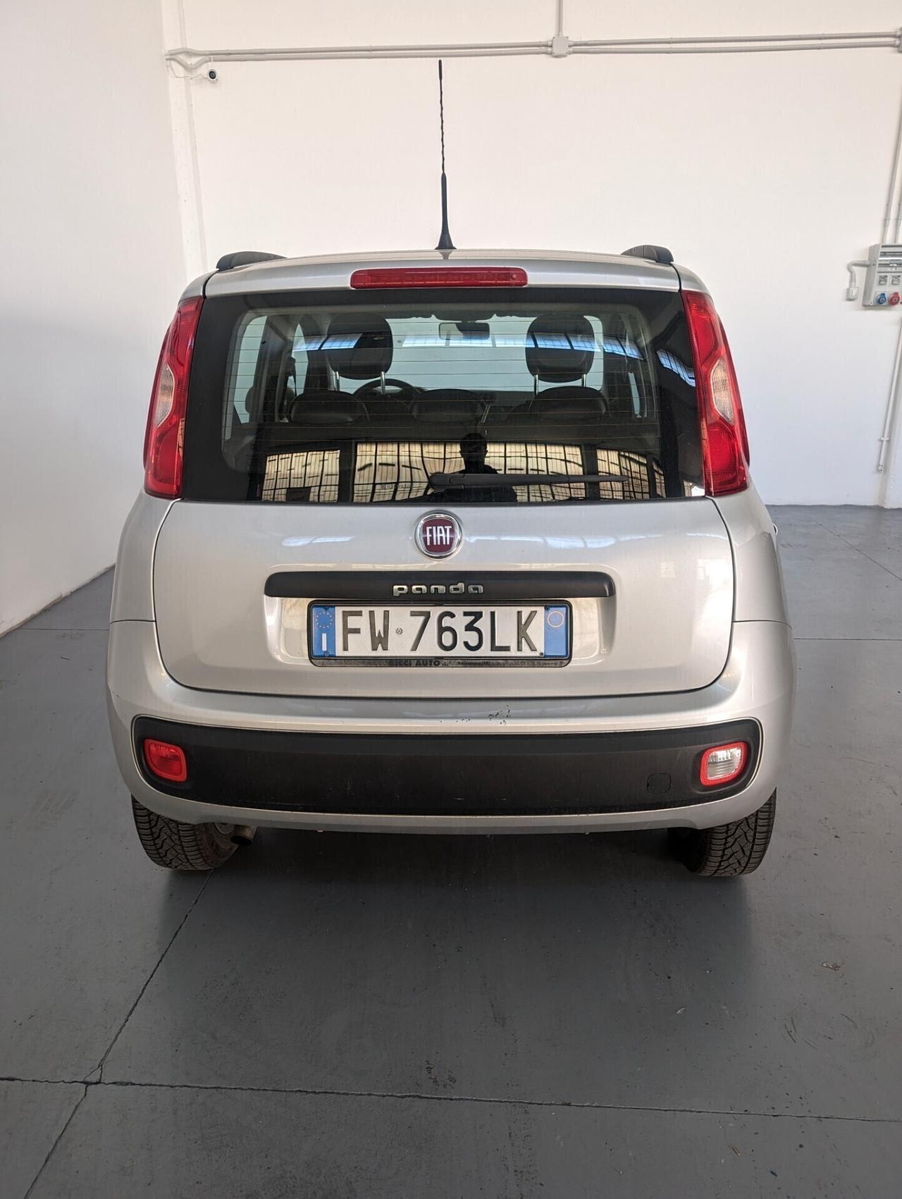 Neopatentati! Fiat Panda 0.9 TwinAir Turbo Natural Power Lounge