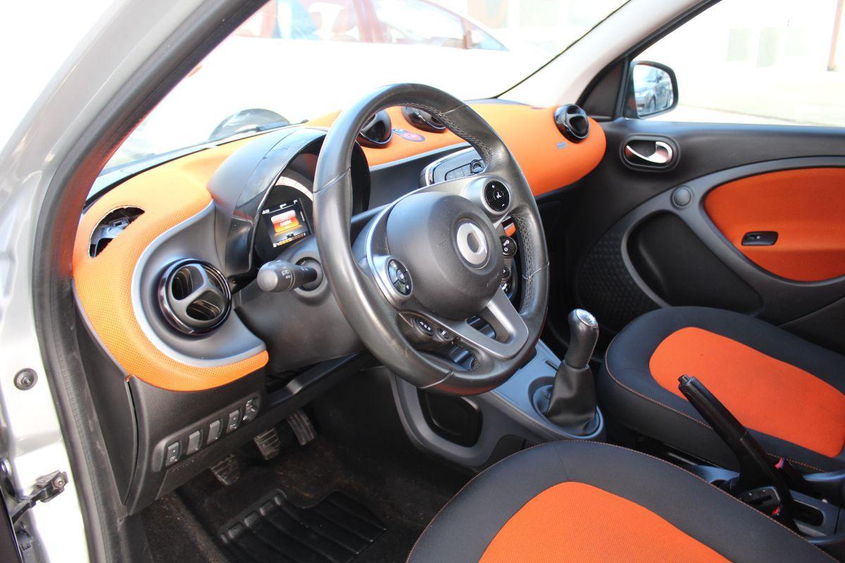 SMART Forfour 70 1.0 Passion