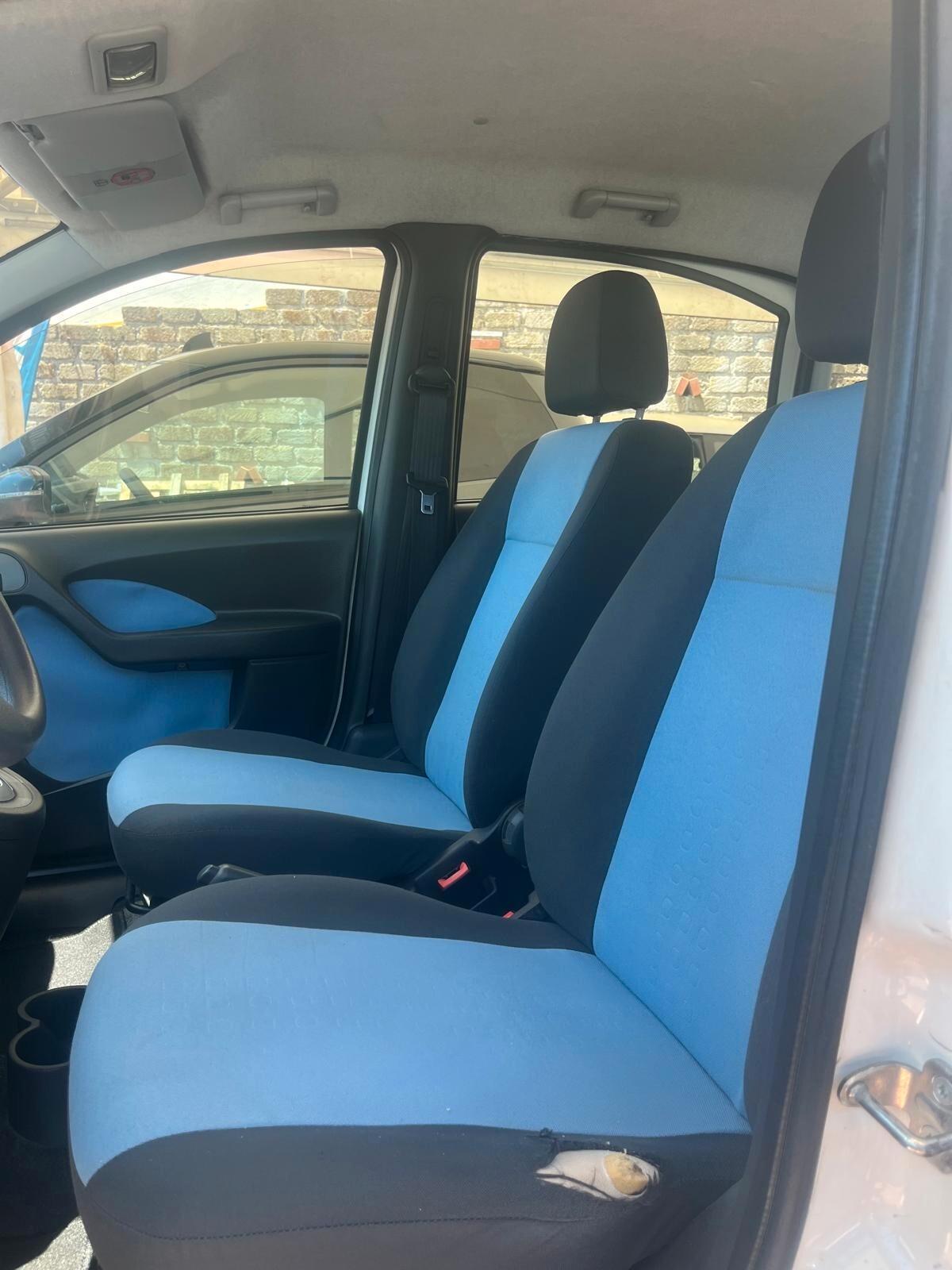 Fiat Panda 1.2 Emotion Dualogic