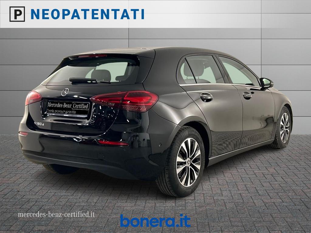 Mercedes Classe A 180 180 D Advanced 8G-DCT