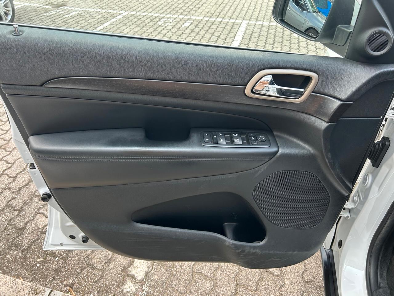 Jeep Grand Cherokee 3.0 crd auto