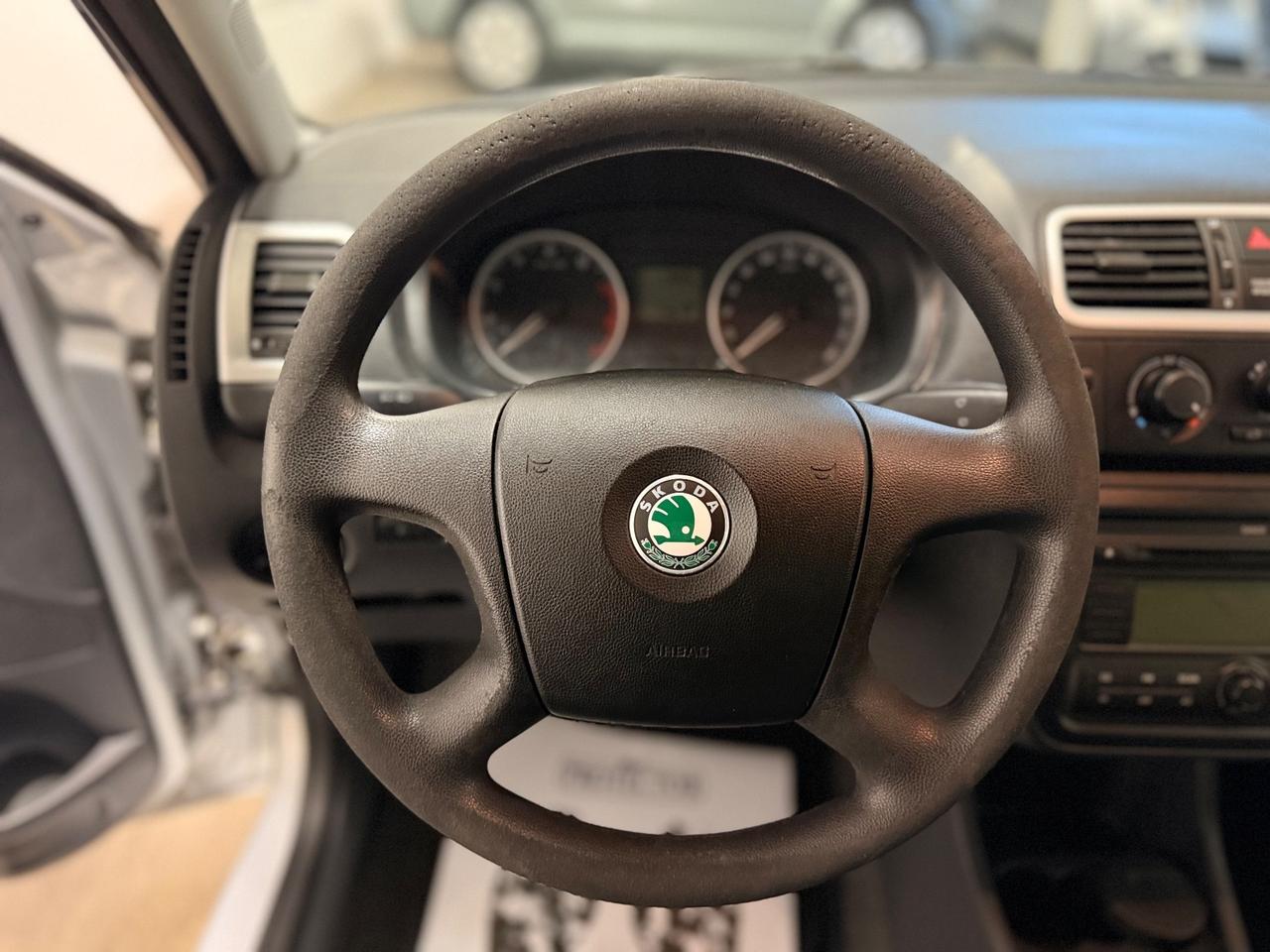 Skoda Roomster 1.6 16V Comfort GPLine NEOPATENTATI