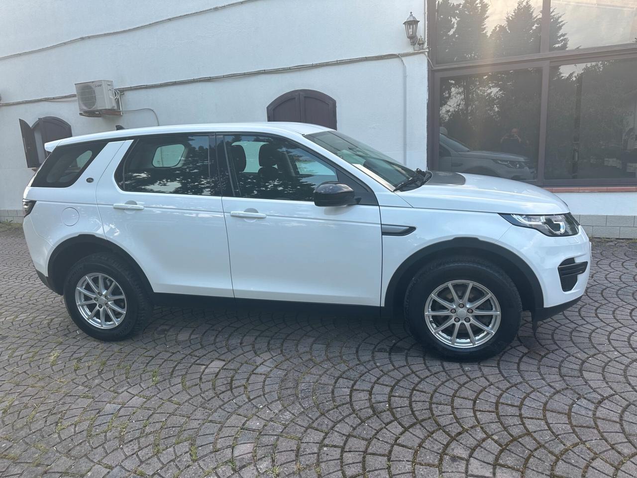 LAND ROVER DISCOVERY SPORT BELLISSIMO UNIPROPRIETARIO CON SOLO 98,000 KM FULL OPZ. PERMUTABILE