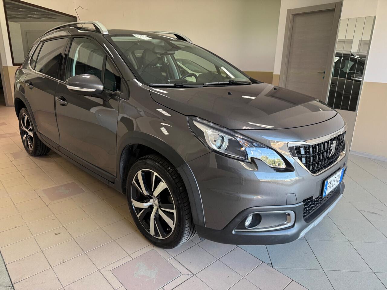 Peugeot 2008 1.6 HDI 100 CV Allure