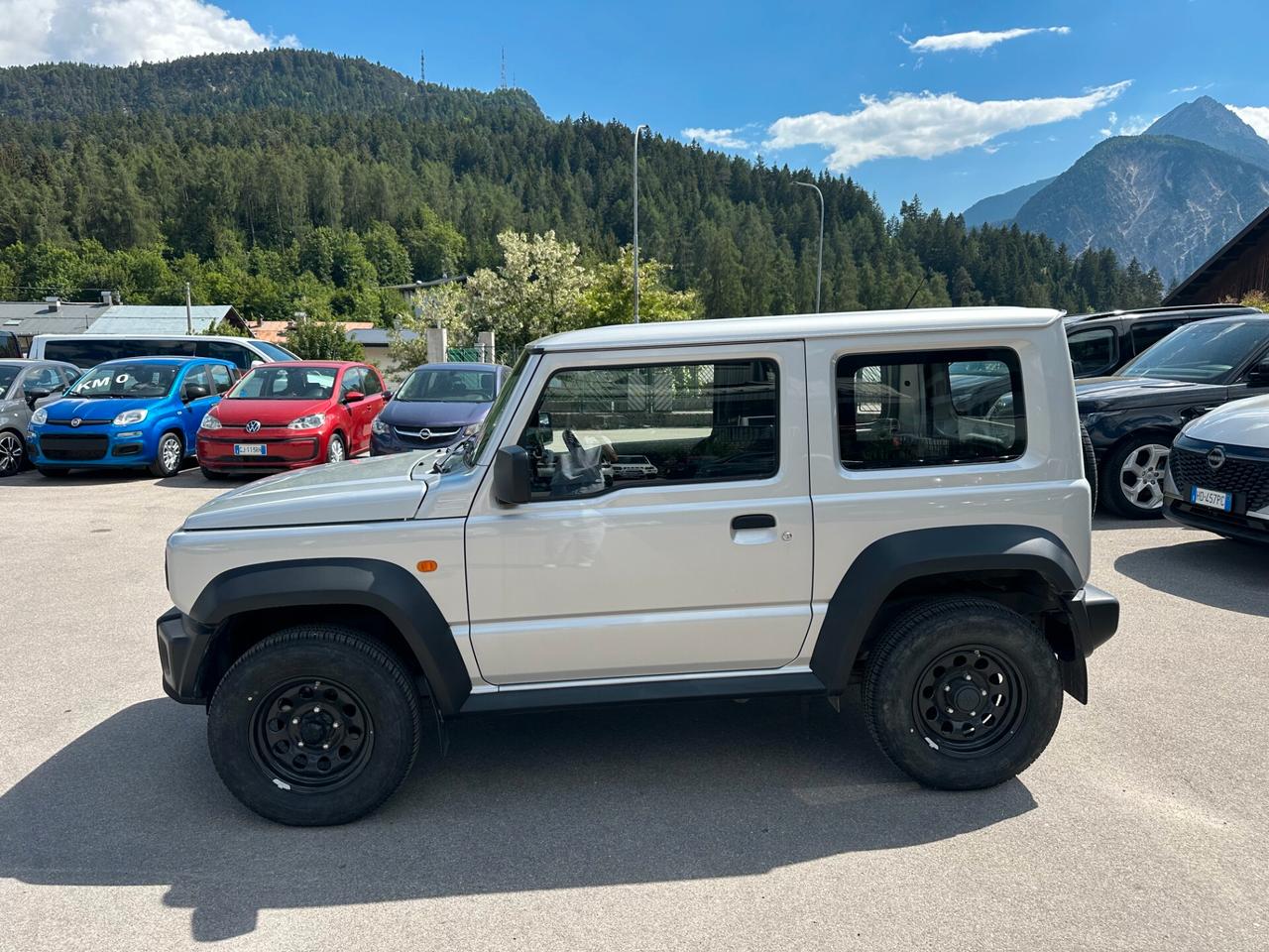 Suzuki Jimny 1.5 5MT