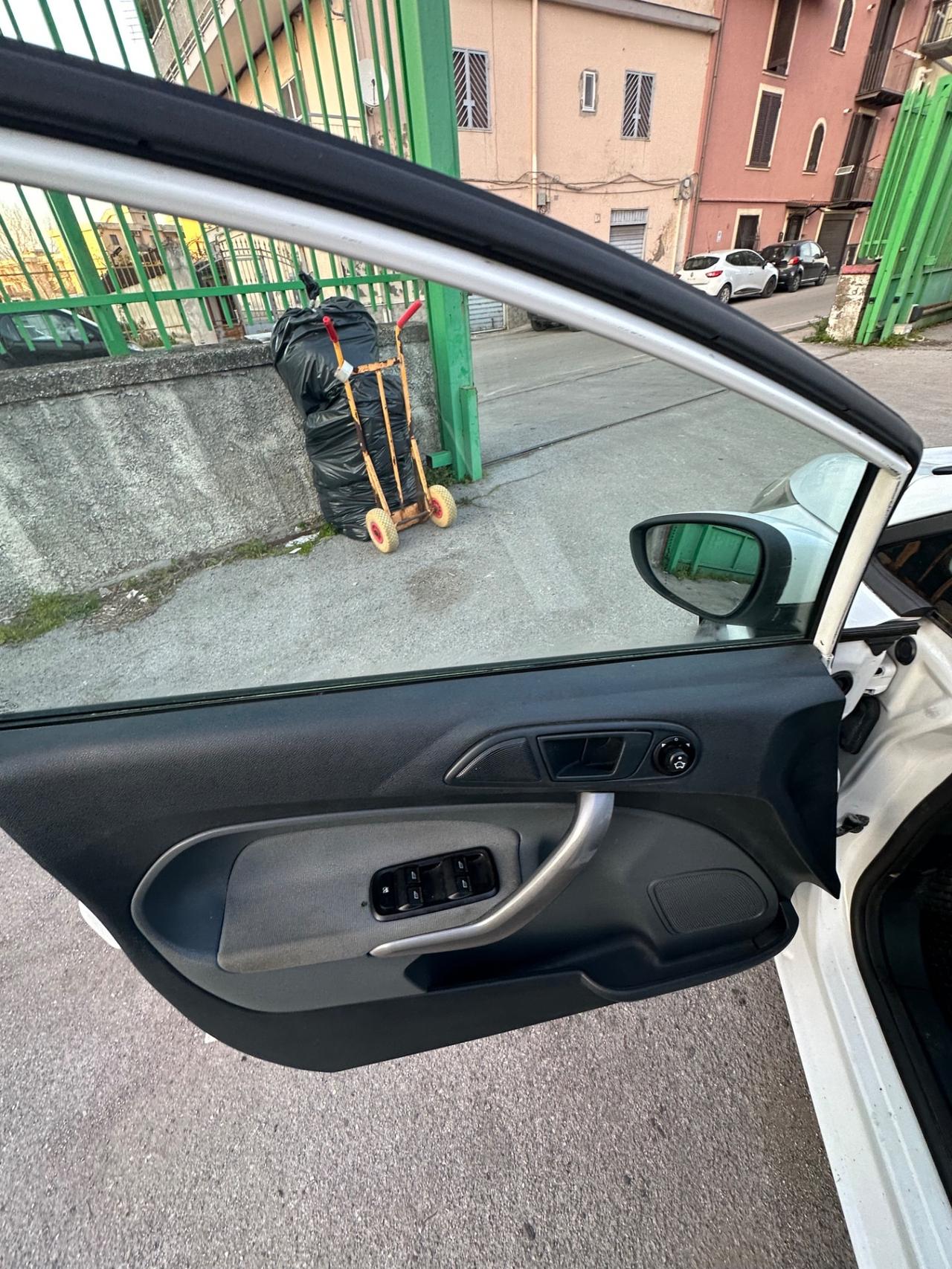 Ford Fiesta 1.2 60CV 5p. Tit.