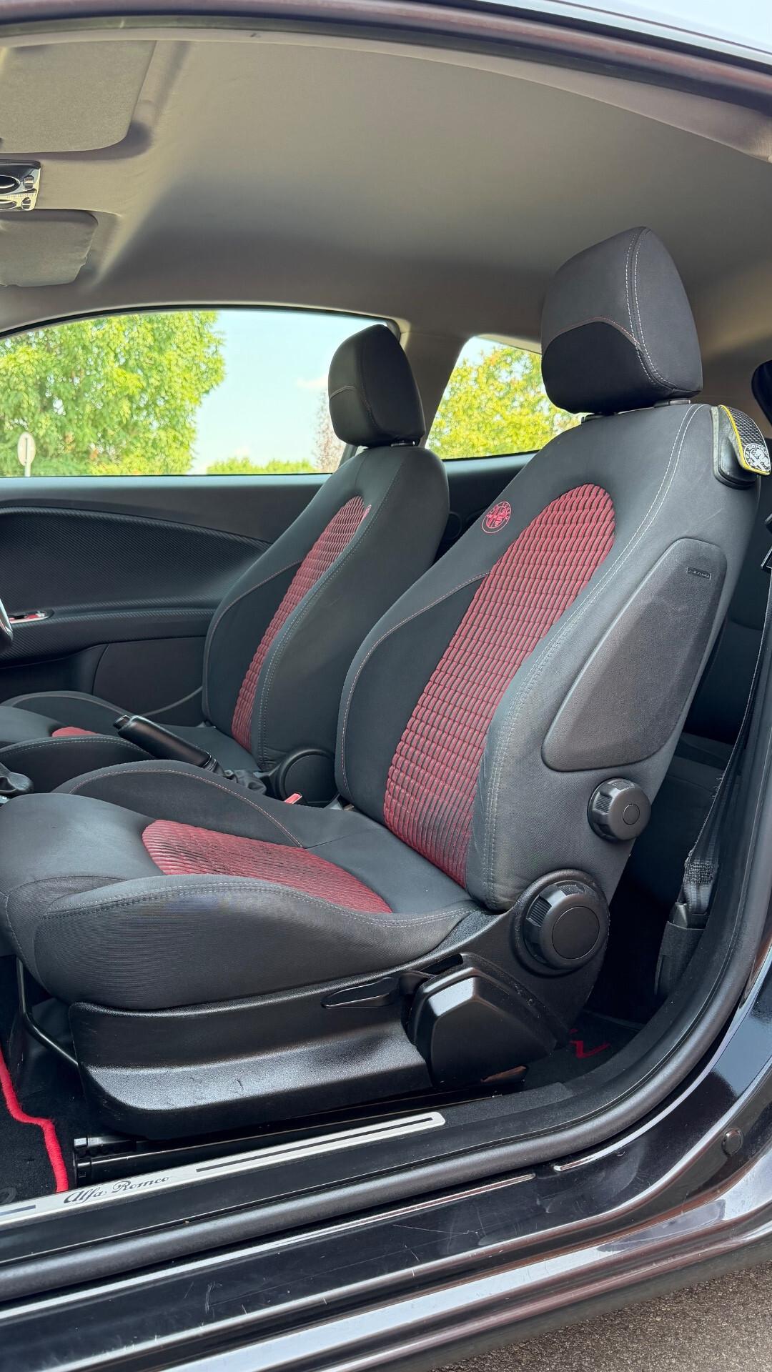 Alfa Romeo MiTo 1.4 T 135 CV M.air S&S TCT Distinctive