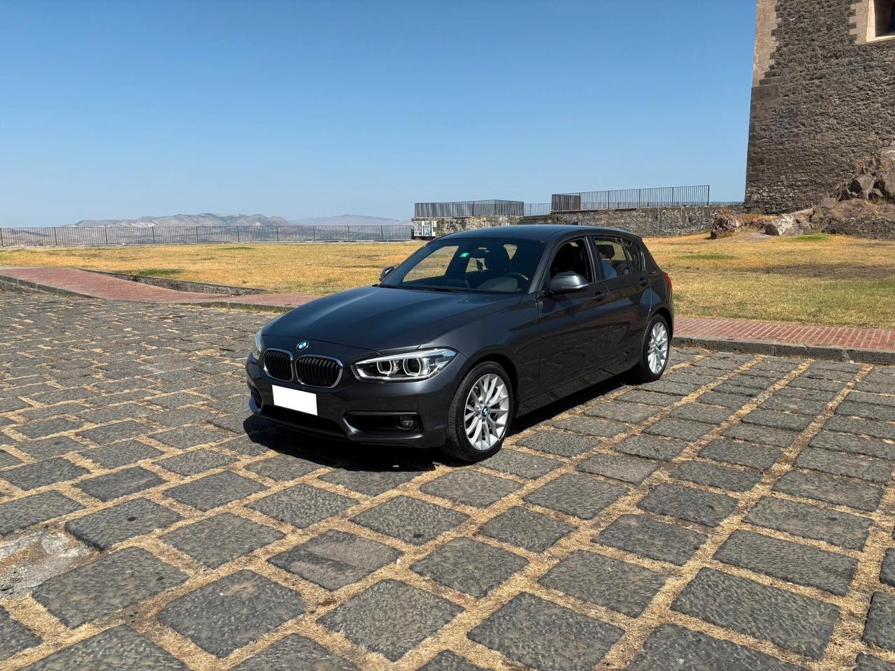 BMW 1er 118d xDrive Advantage