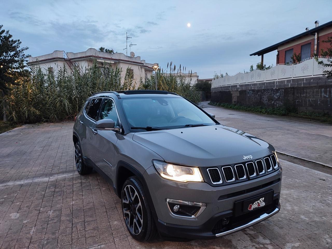 Jeep Compass 4X4 LIMITED TETTO APRIBILE 20 MJET 140CV AUTOMATIK