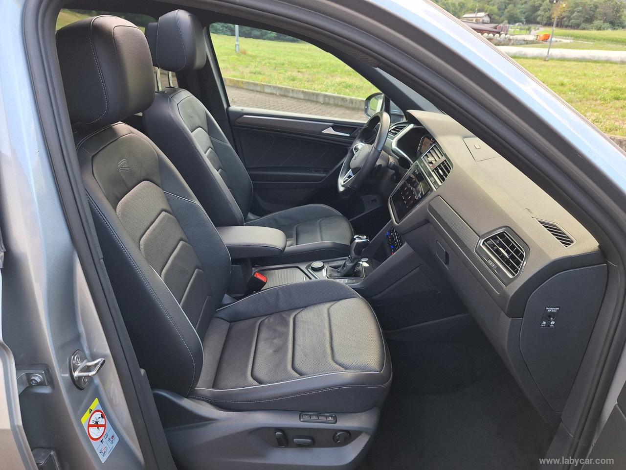 VOLKSWAGEN Tiguan Allsp. 4MOTION R-LINE TETTO PELLE