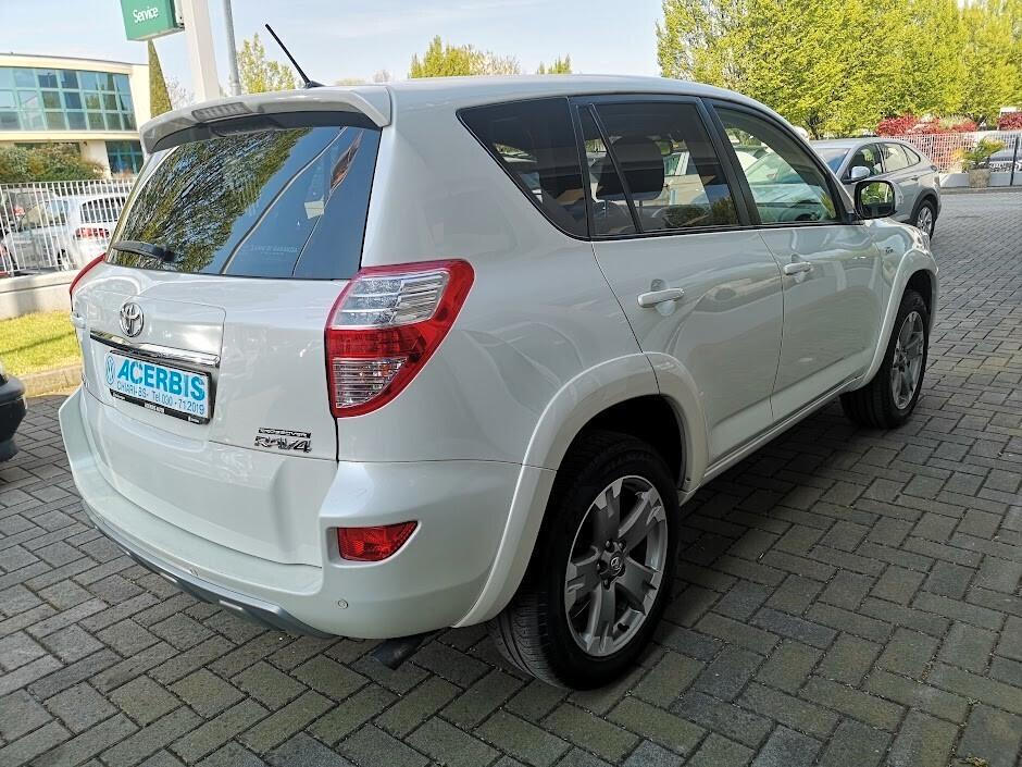 Toyota RAV 4 RAV4 Crossover 2.2 D-4D 150 CV DPF Exclusive