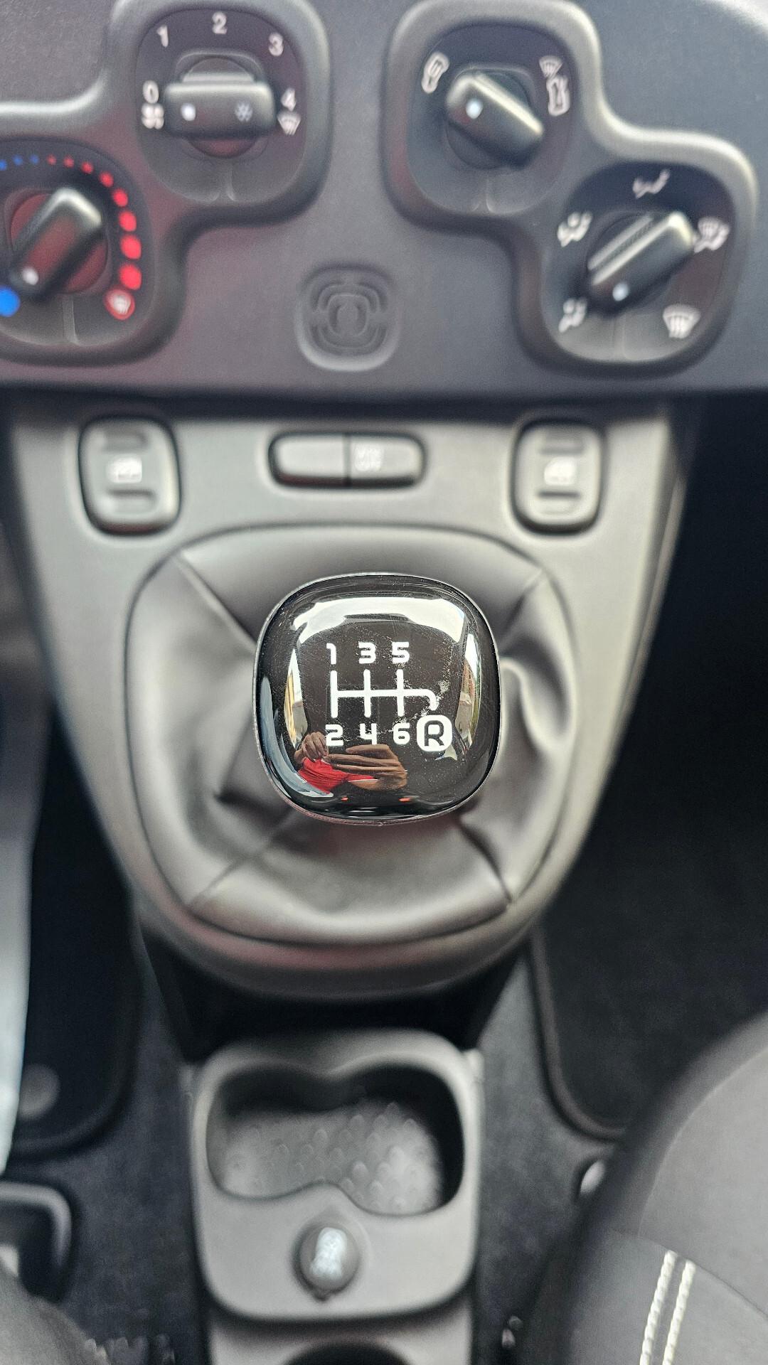 Fiat Panda 1.0 FireFly S&S Hybrid UNIPRO TAGL UFF NEOPAT OK