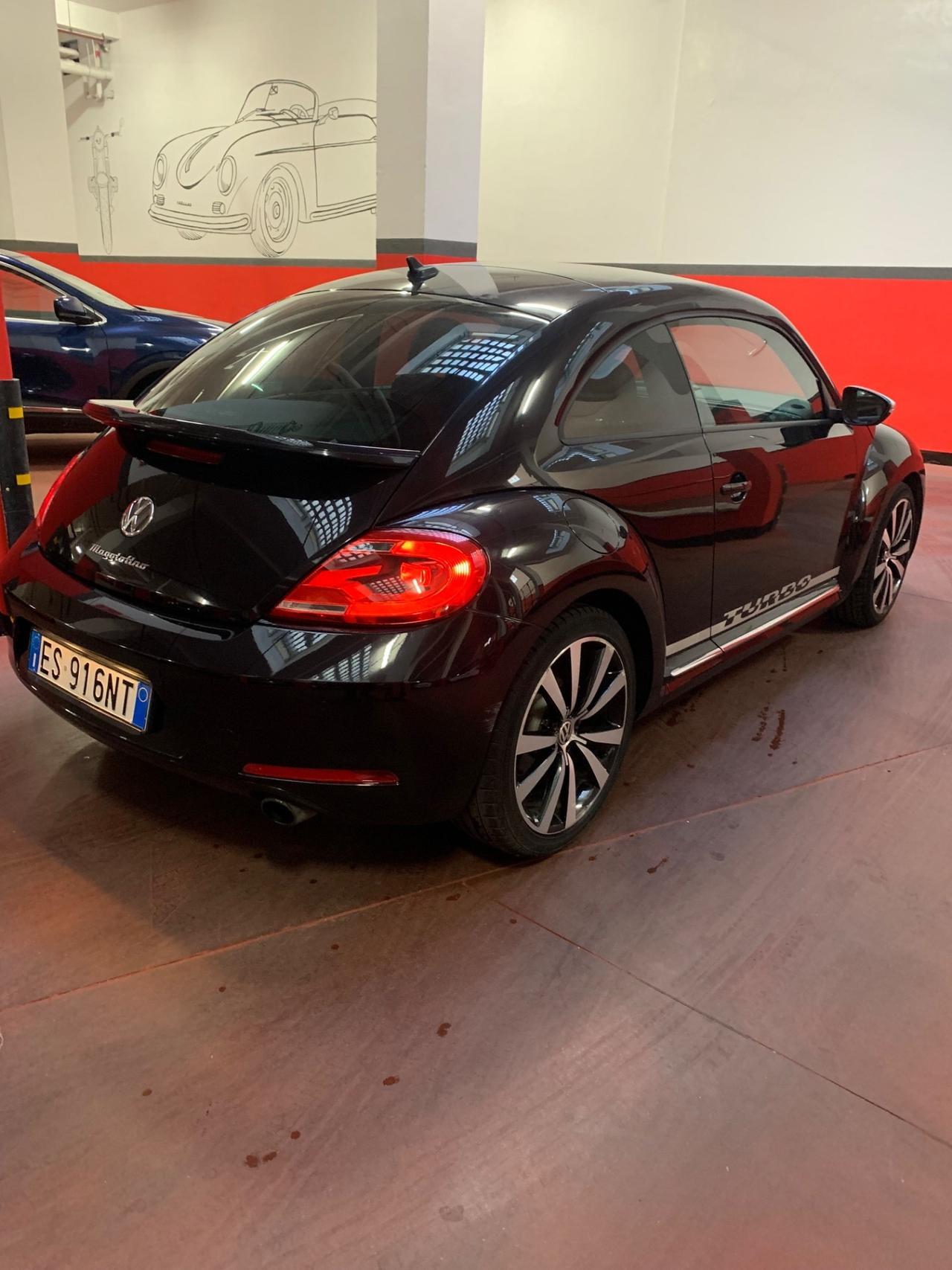 Volkswagen Maggiolino 2.0 TSI DSG Sport