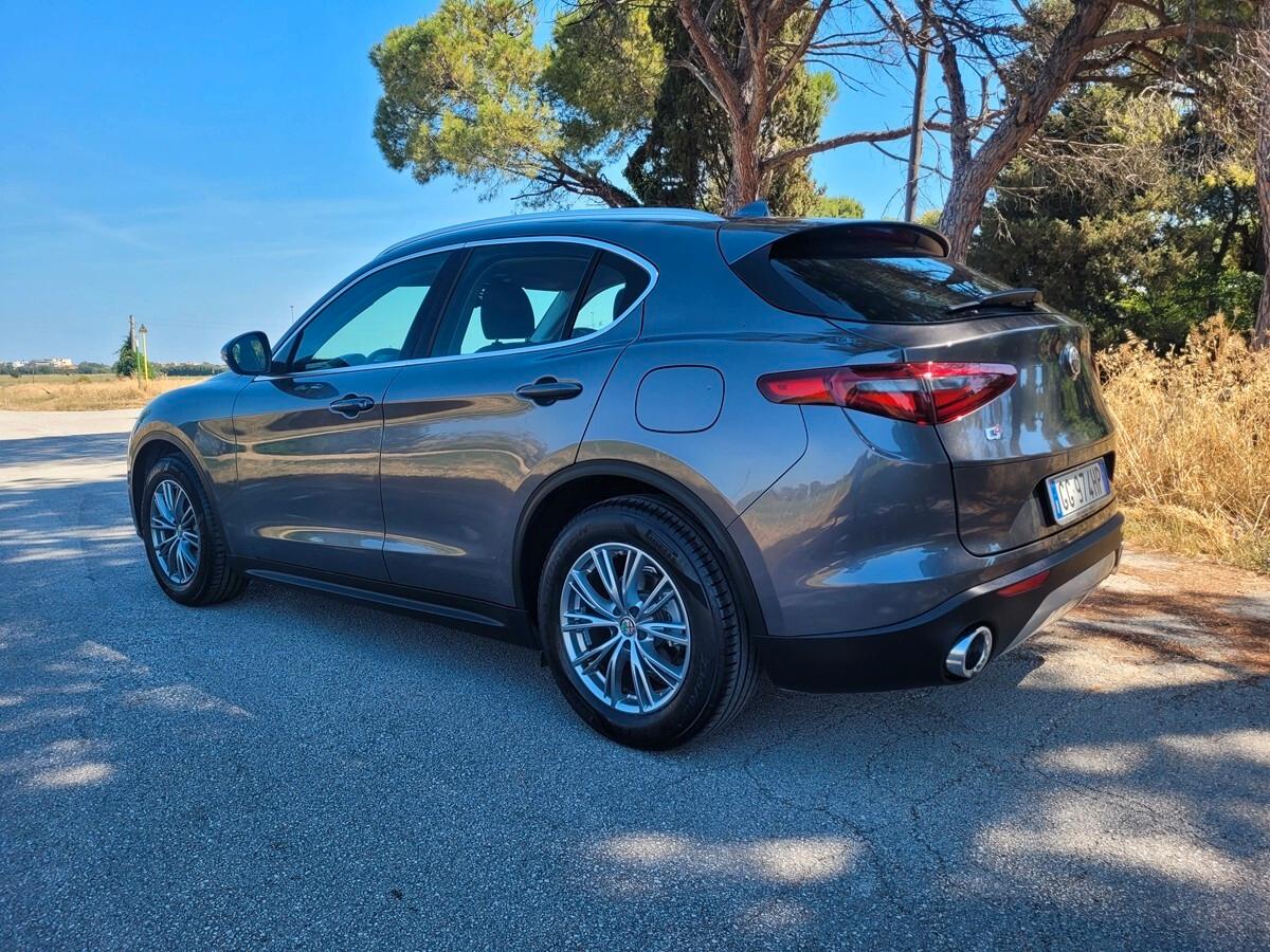 Alfa Romeo Stelvio 2.2 Turbodiesel 190 CV AT8 Q4 Business
