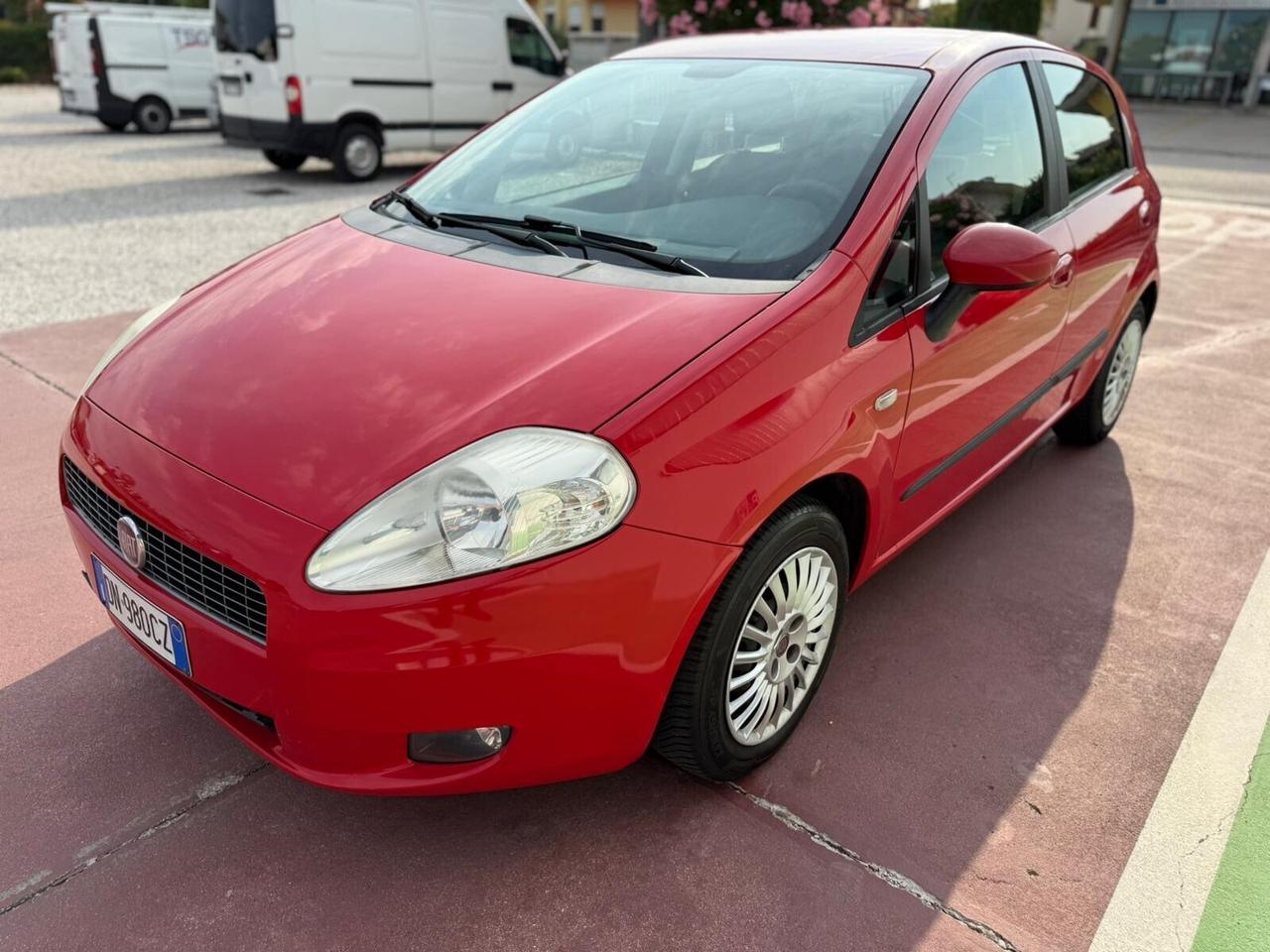 Fiat Grande Punto AUTOMATICA 1.4 5 porte Dynamic GPL 2028