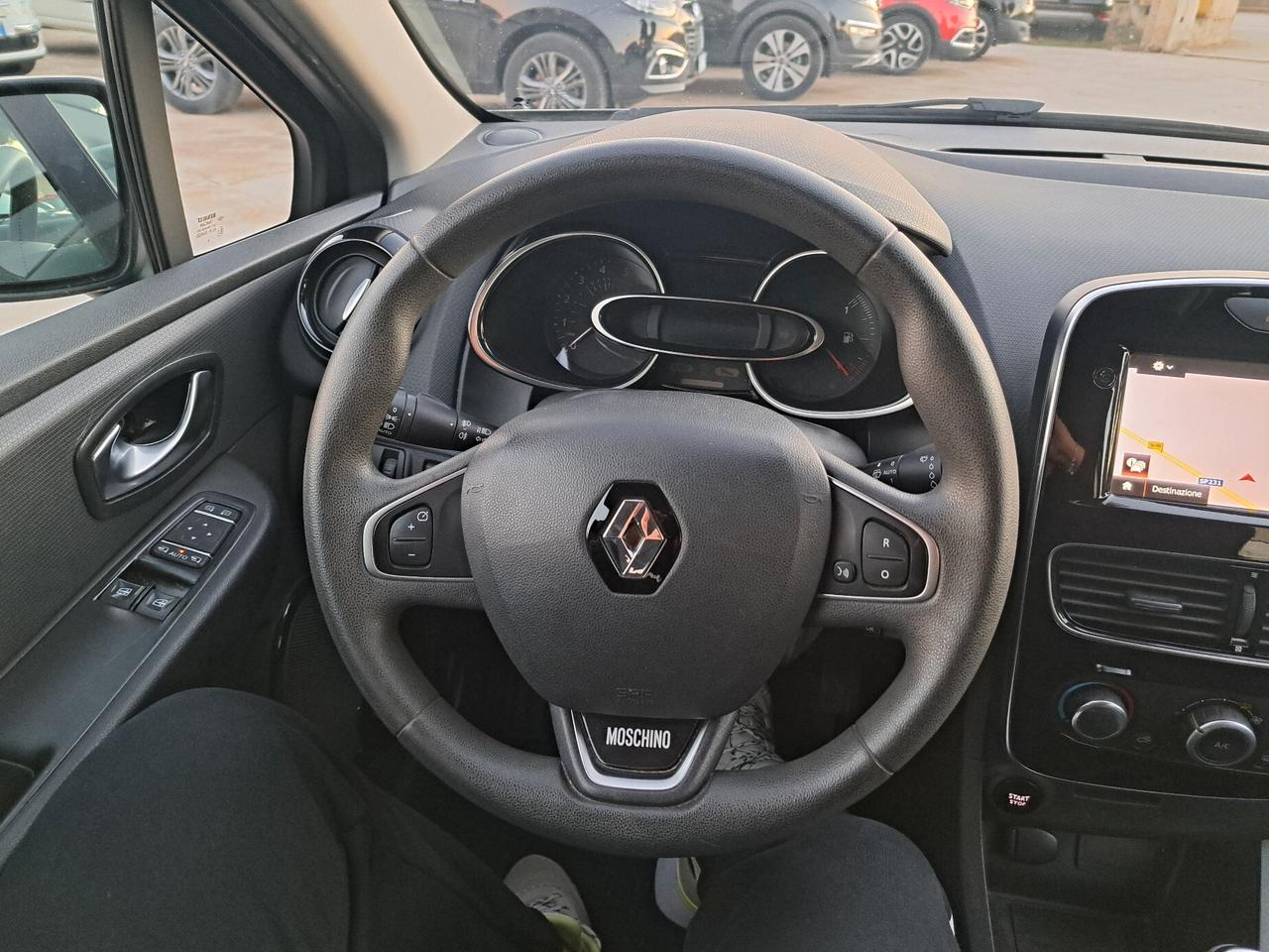 Renault Clio 1.5 dCi 75 CV Moschino - 2016