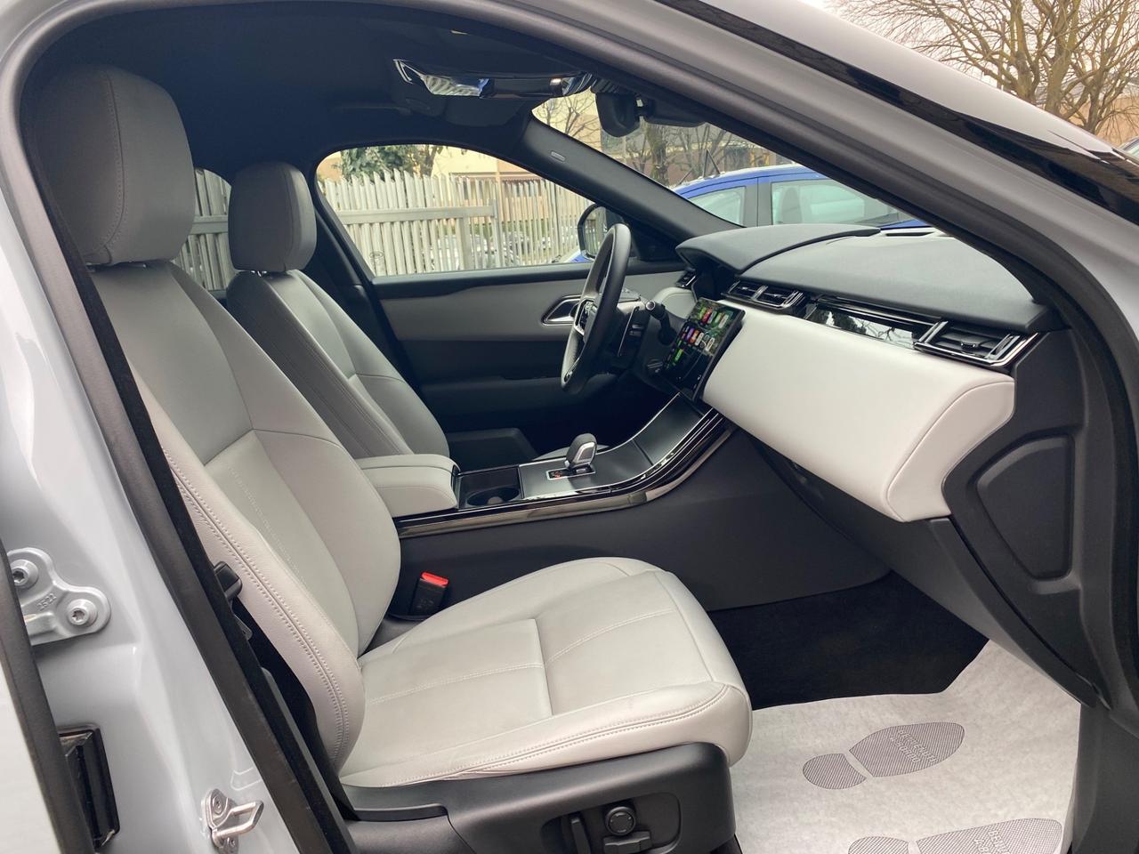 Land Rover Range Velar 2.0 Si4 250 CV Dynamic SE