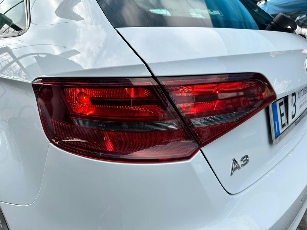 Audi A3 SPB 1.6 TDI clean diesel Ambition