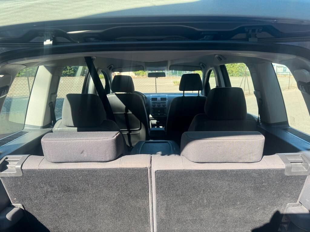 Volkswagen Touran ANNO 2011 1.4 METANO 7 POSTI