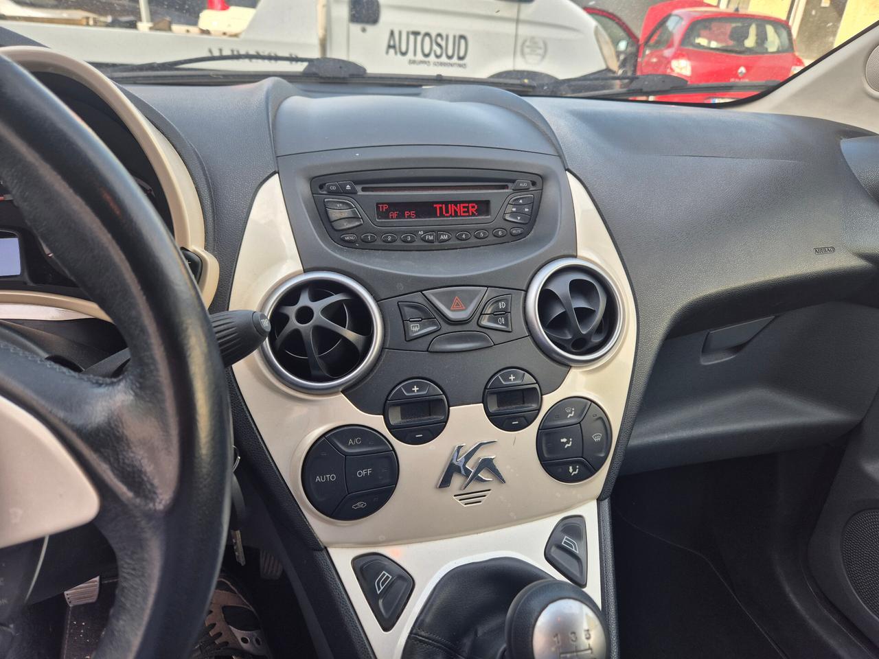 Ford Ka 1.3 TDCi 75CV Titanium