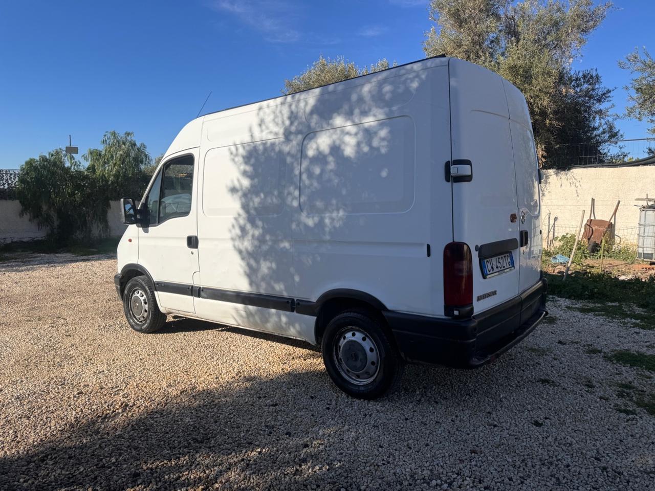 Furgone Nissan Interstar 2.5 turbo