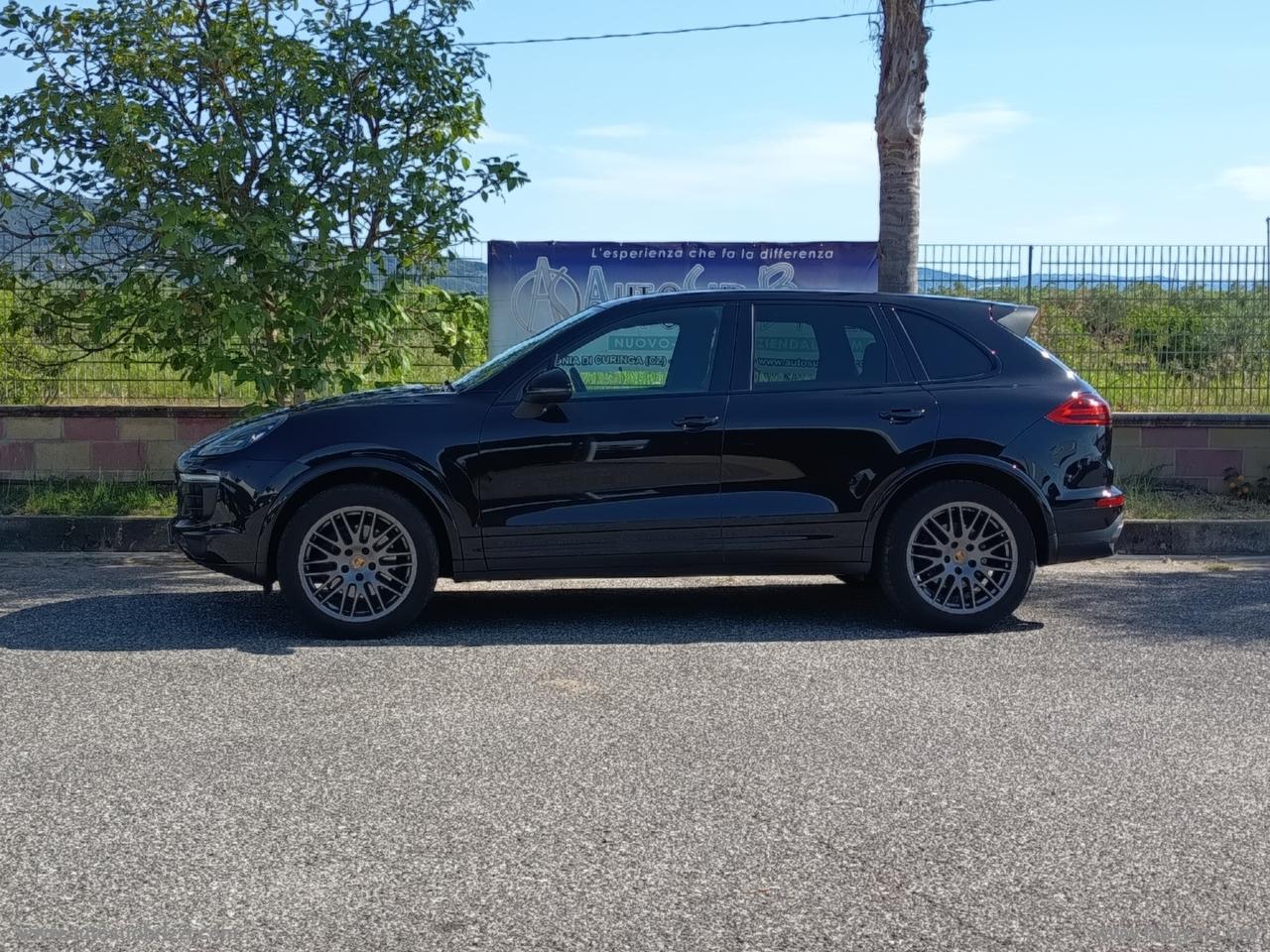 PORSCHE Cayenne 3.0 Diesel Platinum Edition