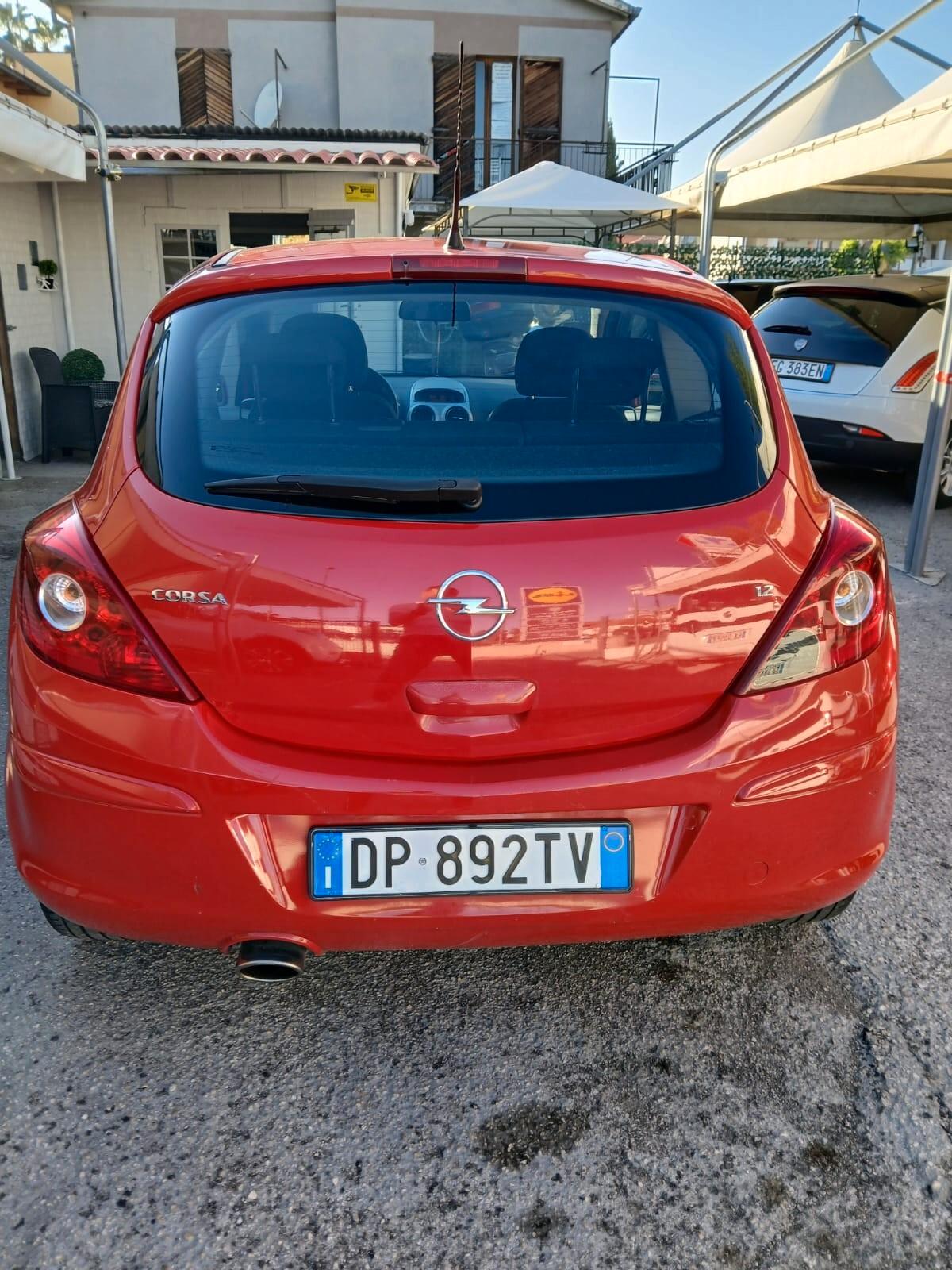Opel Corsa 1.0 12V 3 porte Enjoy