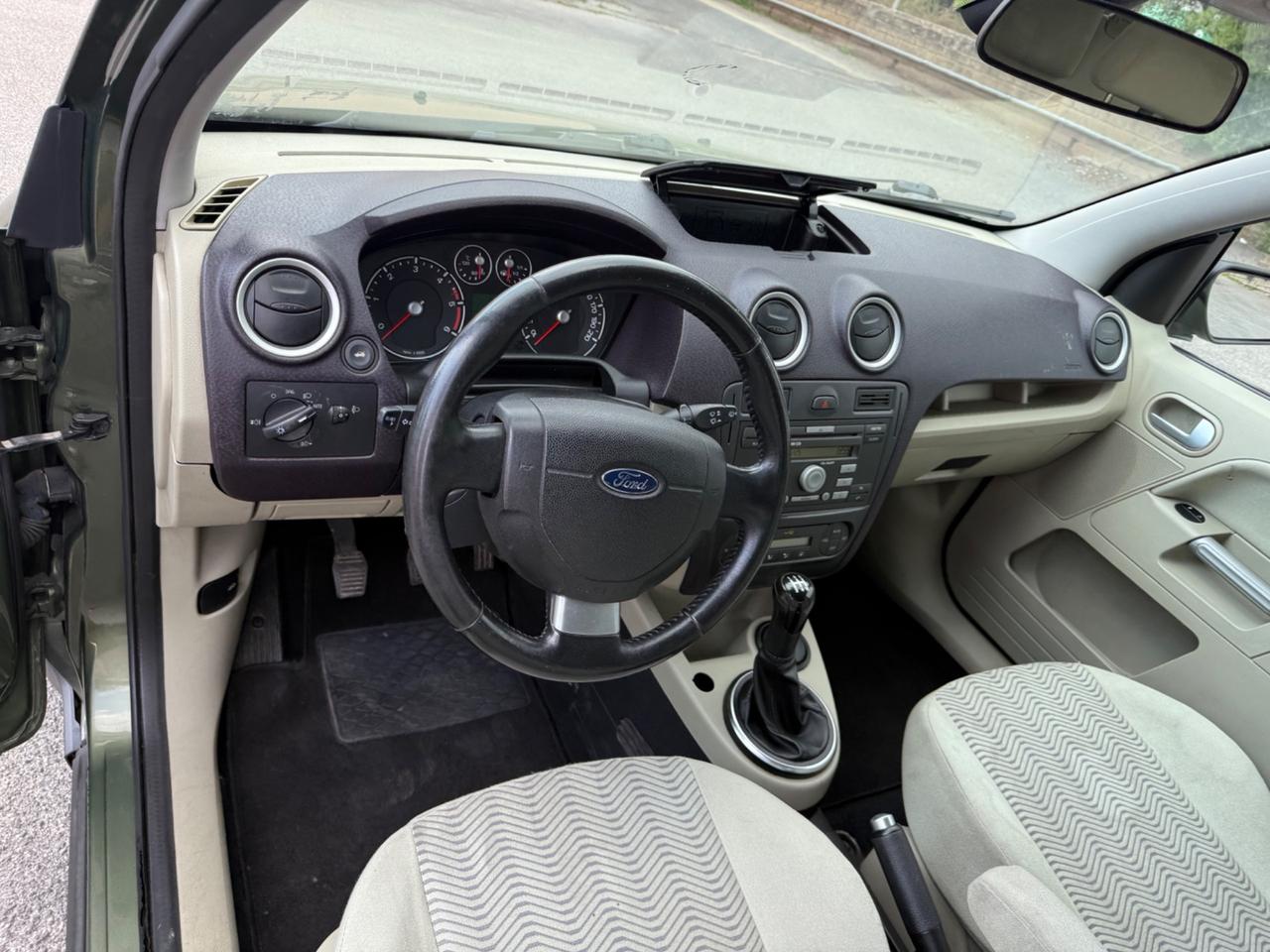 Ford Fusion 1.4 TDCi 5p. Leather