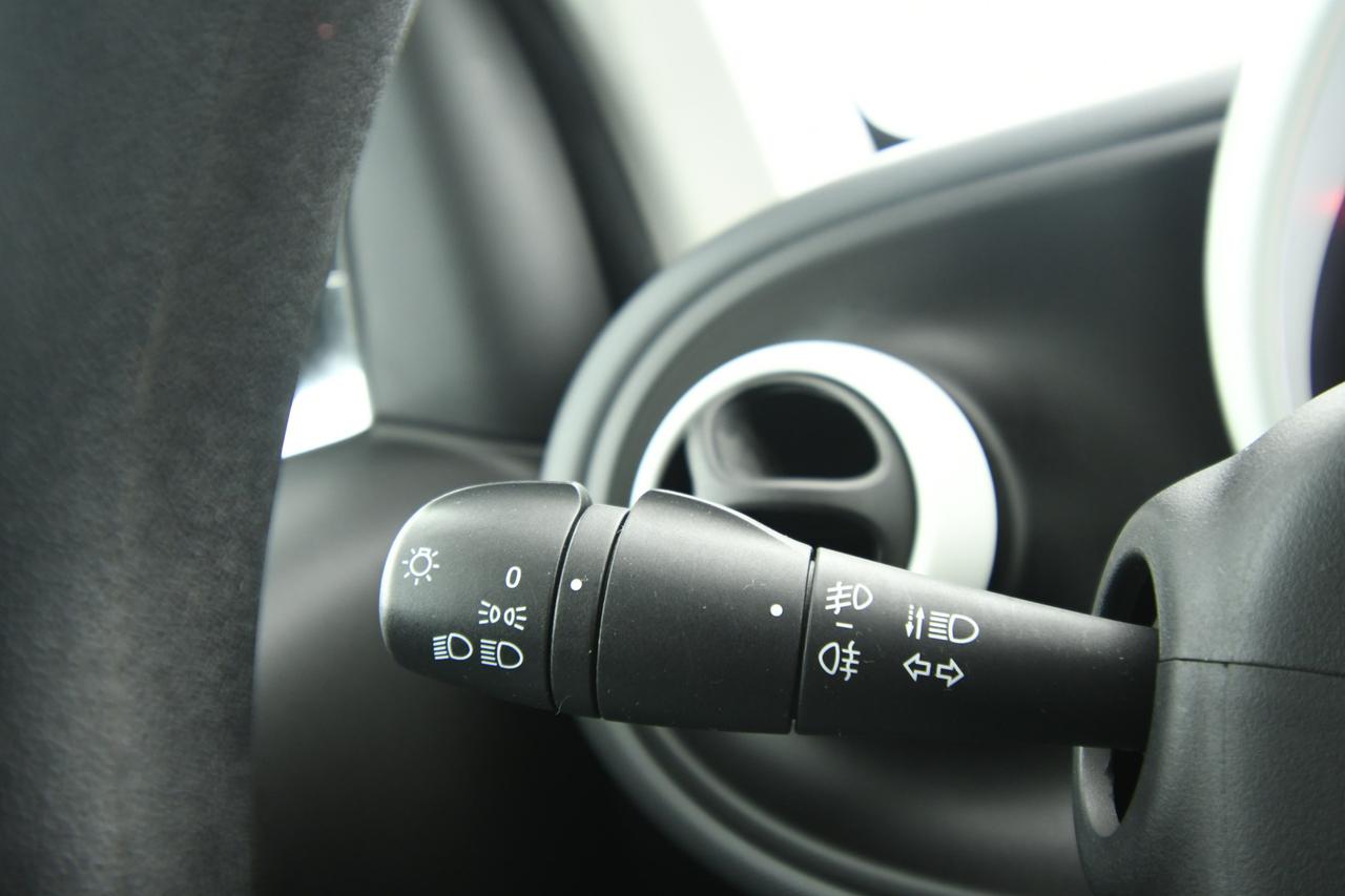 SMART Fortwo 1.0 Youngster 71cv twinamic my18 NEOPATENTATI